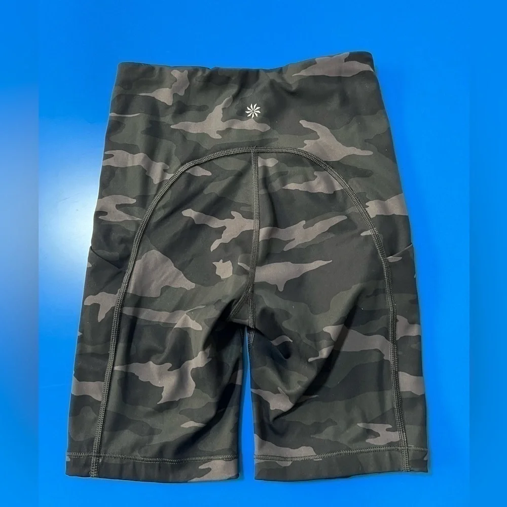 Athleta 7” Camouflage Biker Shorts. Like New